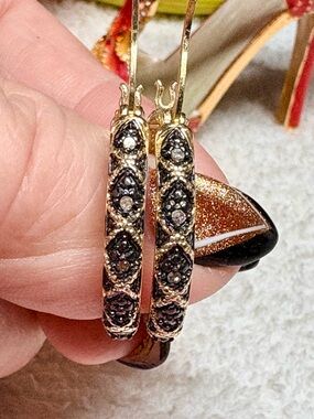 LEOPARD PRINT -Gold-Tone Hoop Earrings with Black Crystal Accents